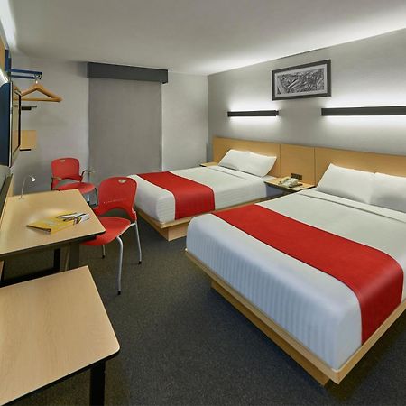 City Express By Marriott Durango Buitenkant foto